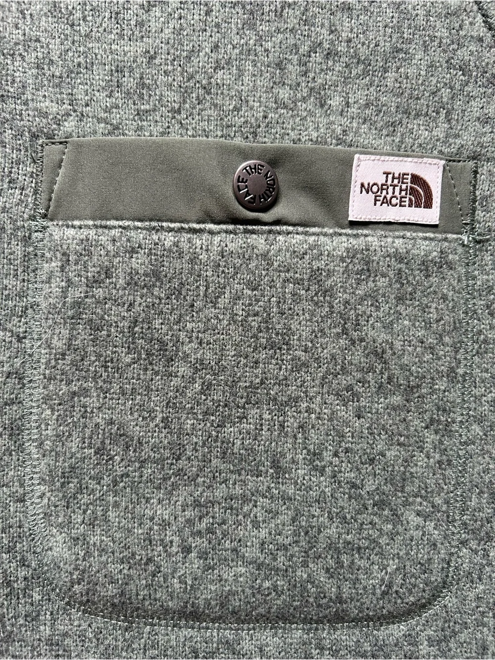 The North Face Men's Gordon Lyons 1/4 Zip Green Heather Fleece Sweater Size M